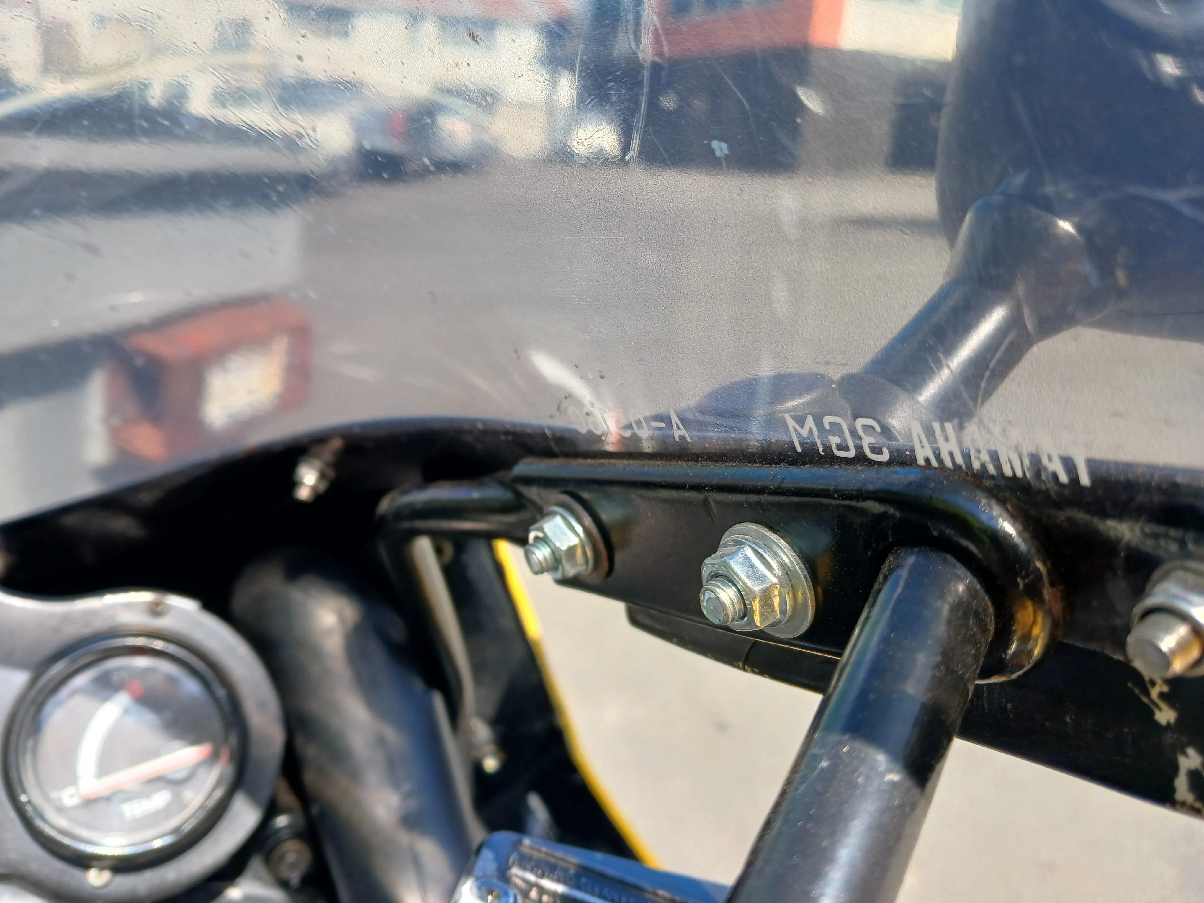 1987: Yamaha FZR 1000