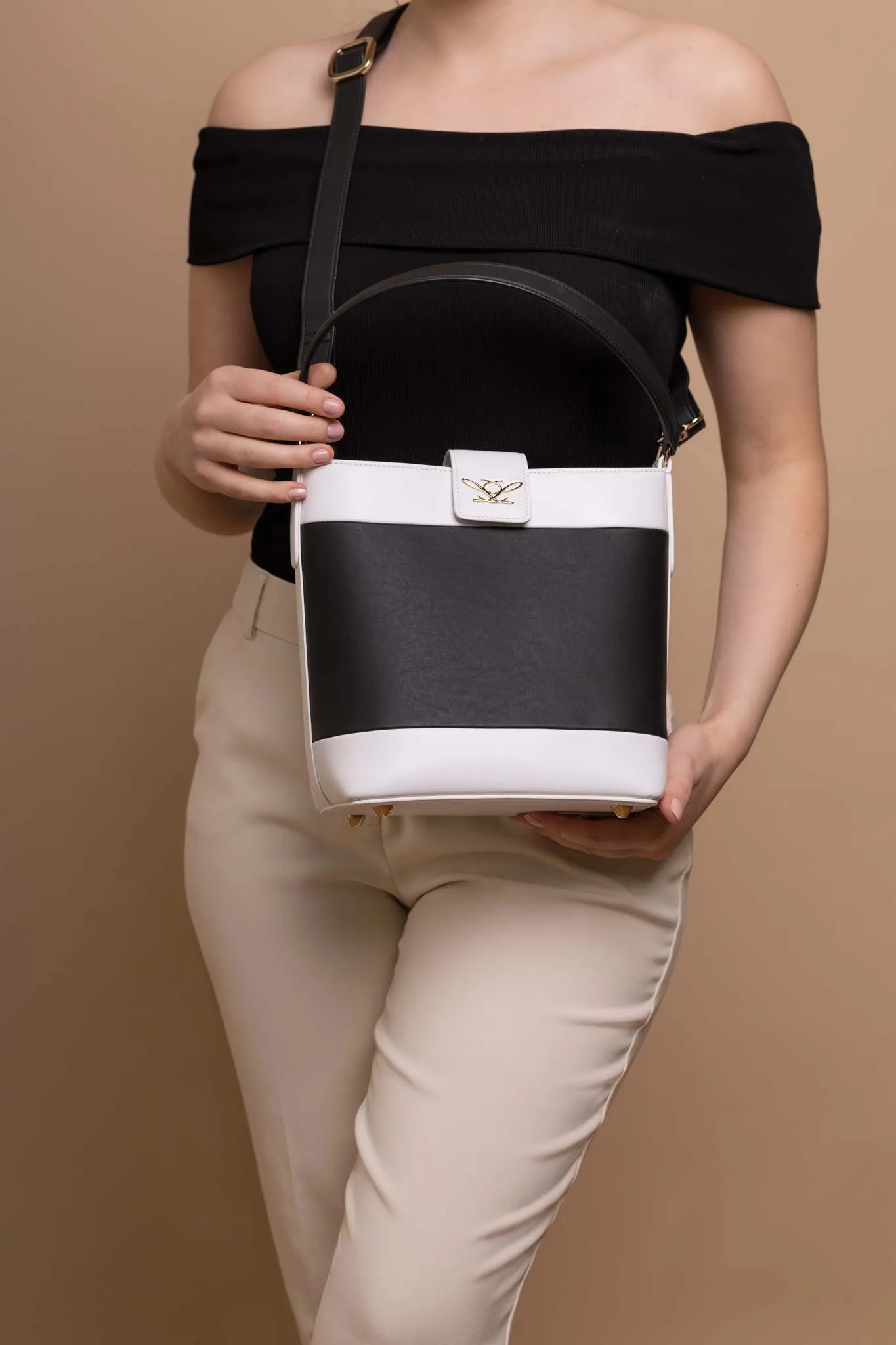 BAO Bucket Bag