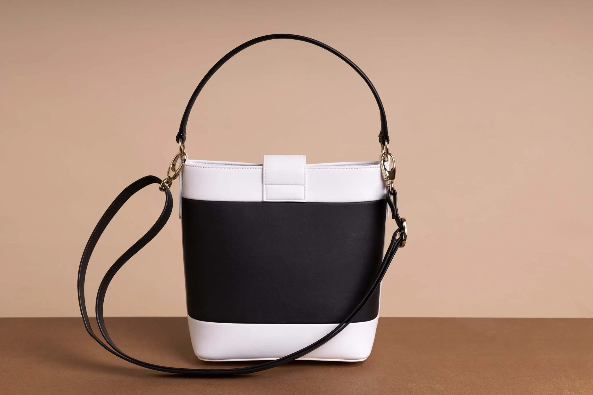 BAO Bucket Bag