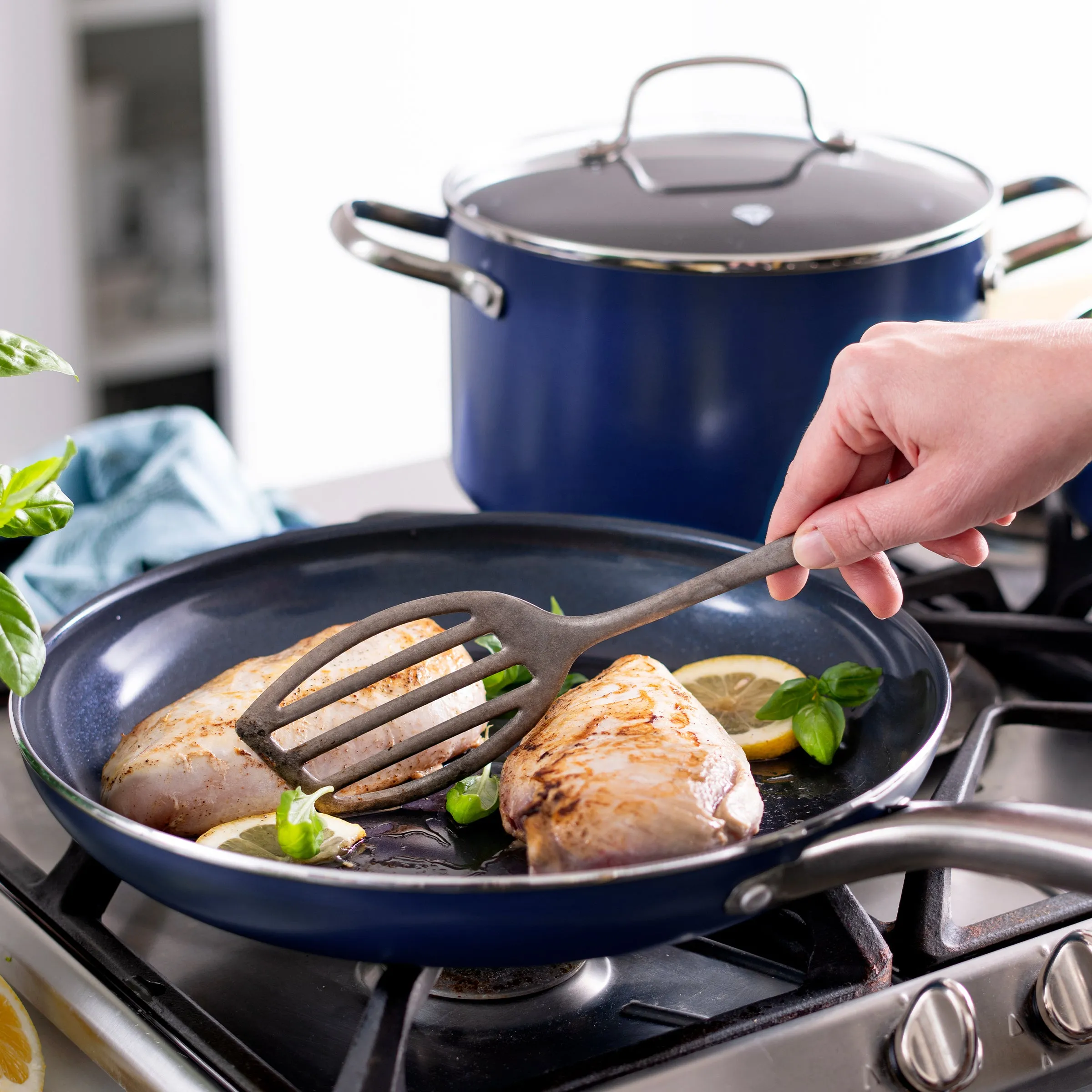 Blue Diamond Classic 20-Piece Cookware Set