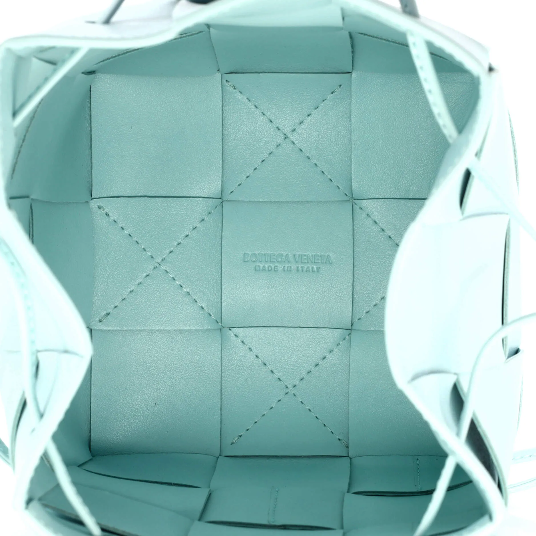 Cassette Bucket Bag Maxi Intrecciato Leather Small