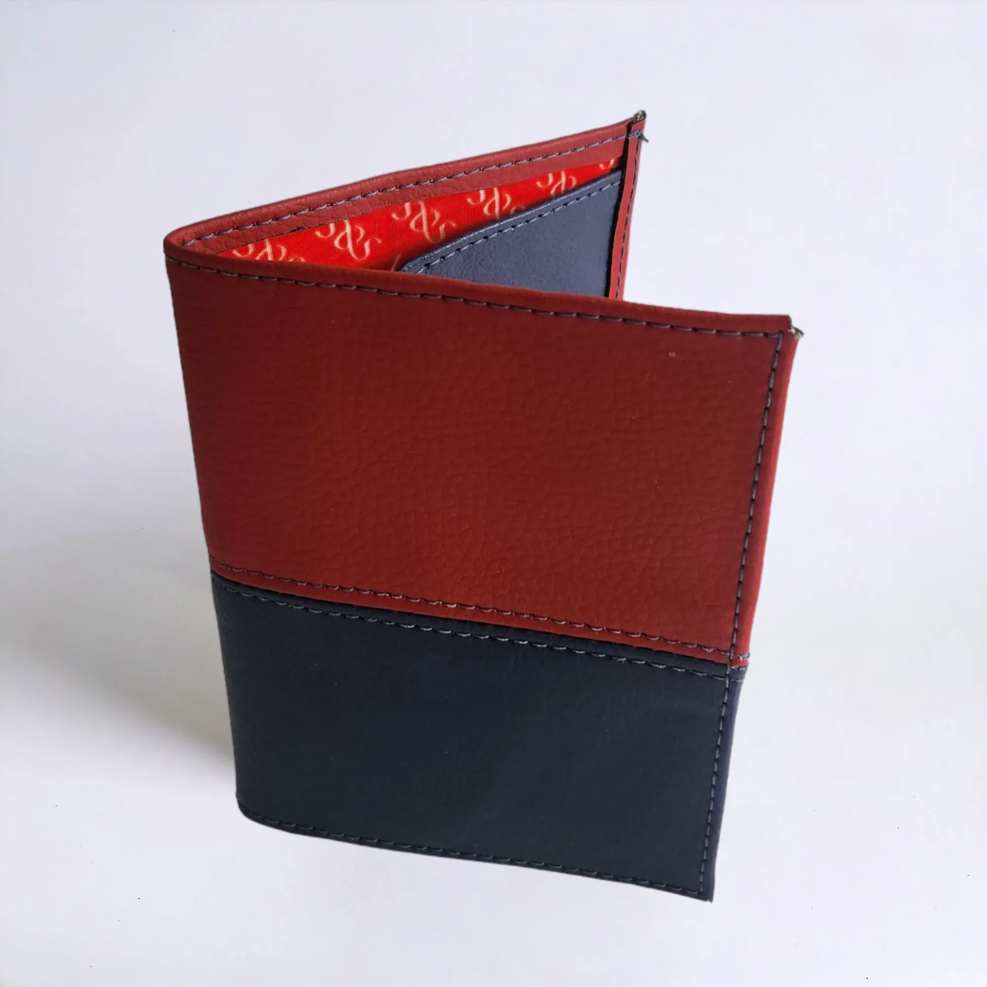 Do Good Passport Holder