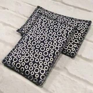 Eco-friendly sponge dark color