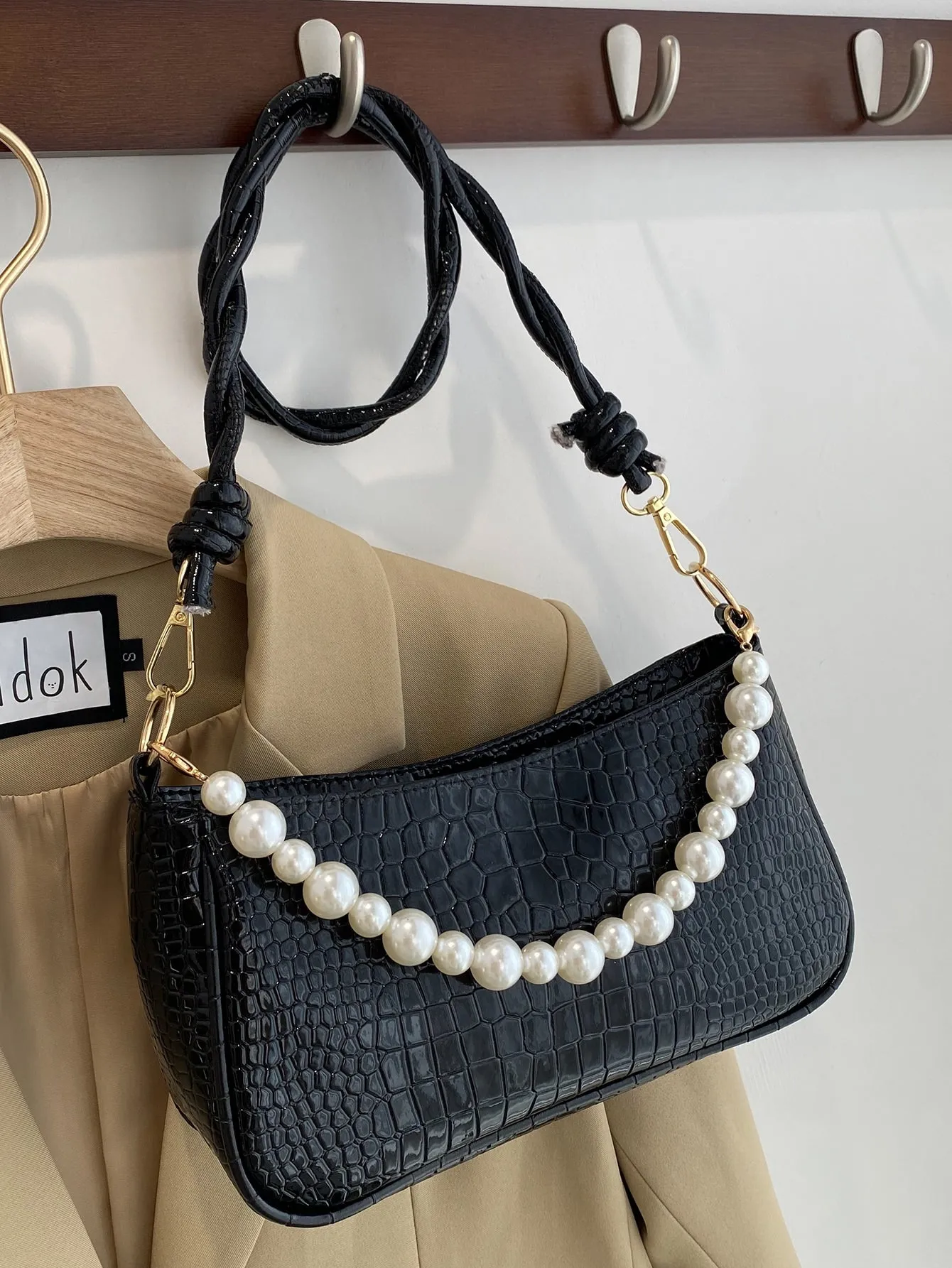 Faux Pearl Decor Croc Embossed Baguette Bag