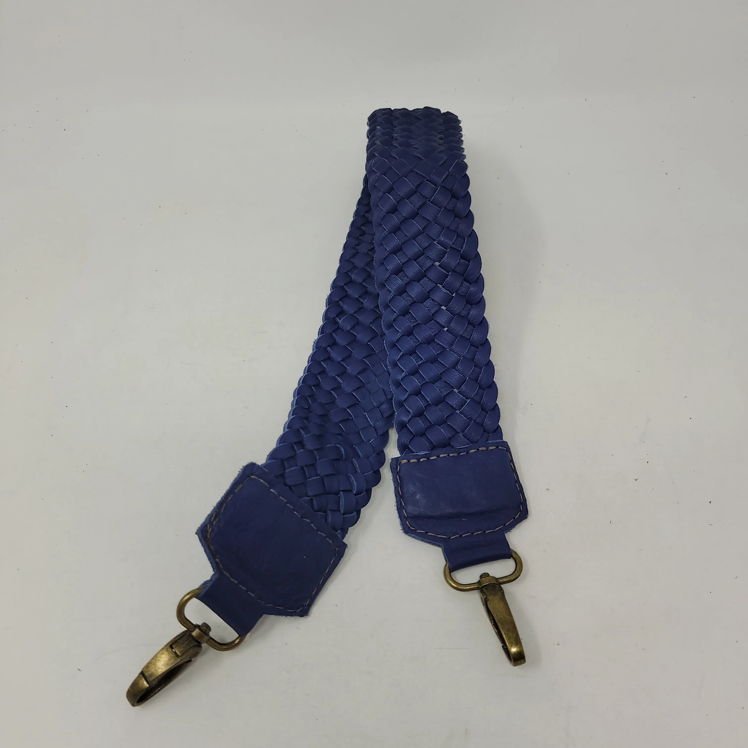 LARGE NEW WEAVE BUCKET BAG BLUE/CREAM