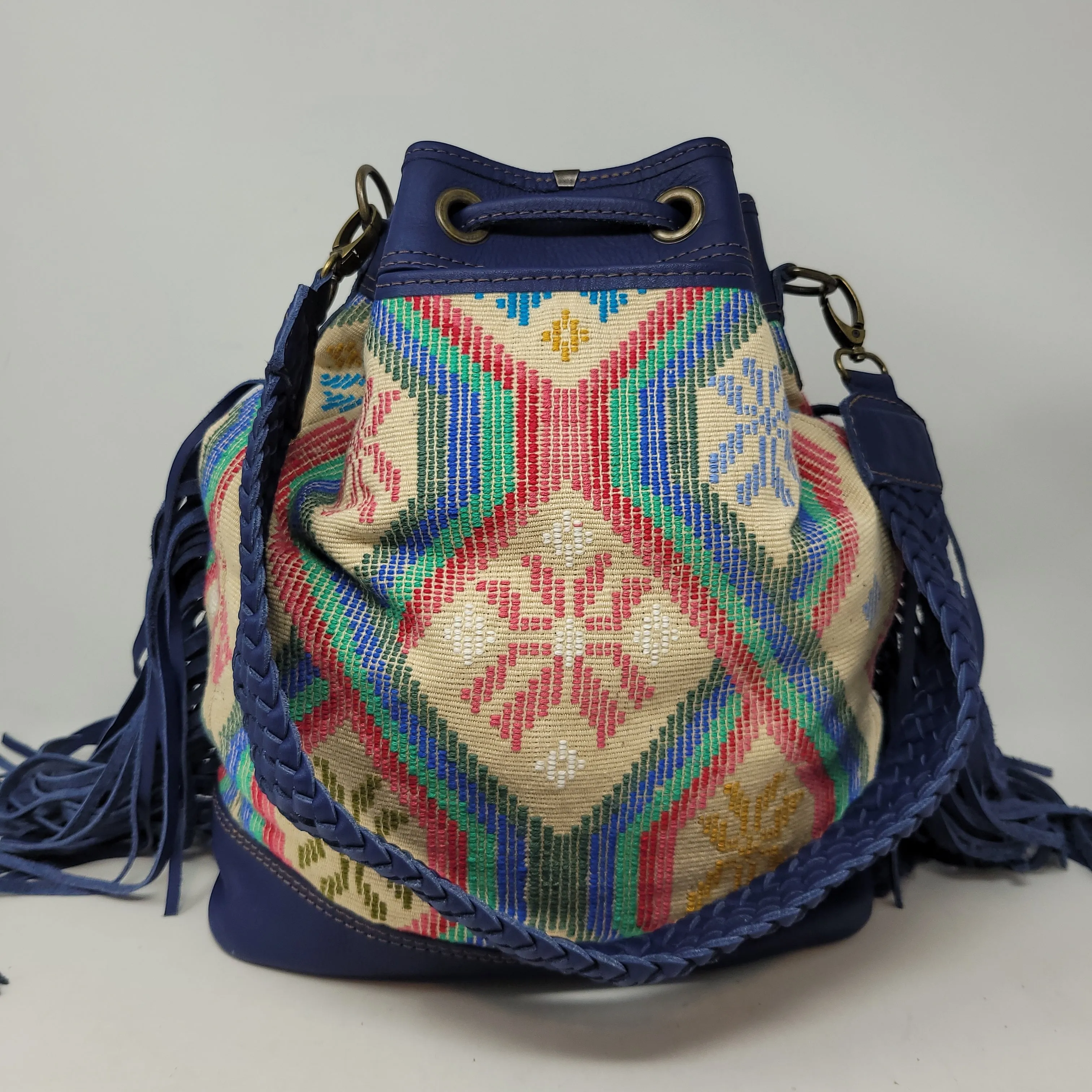 LARGE NEW WEAVE BUCKET BAG BLUE/CREAM