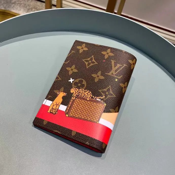 LB642 Passport Cover / 3.9x5.5x1inch