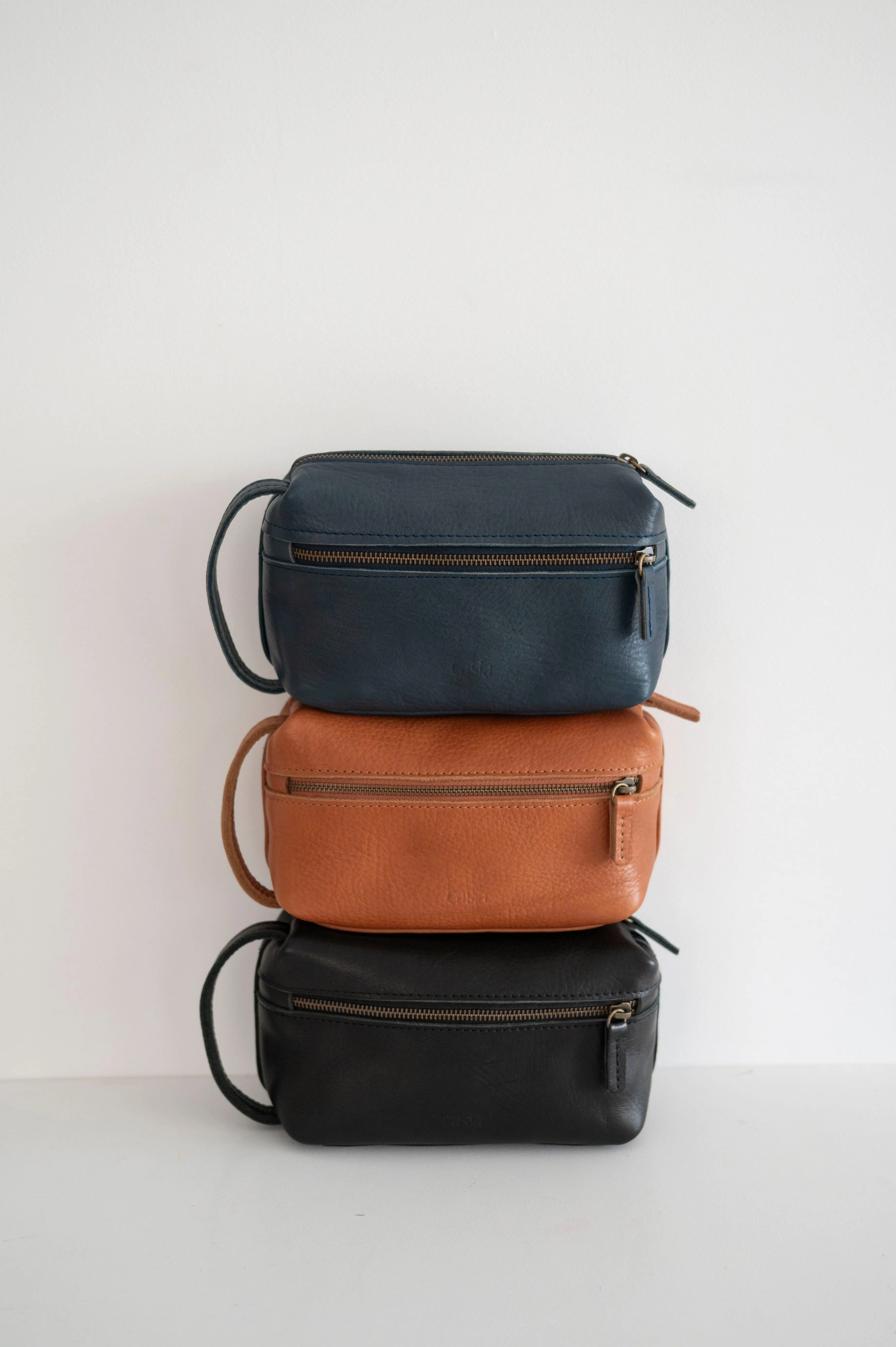 Leather toiletry bag - Rivera