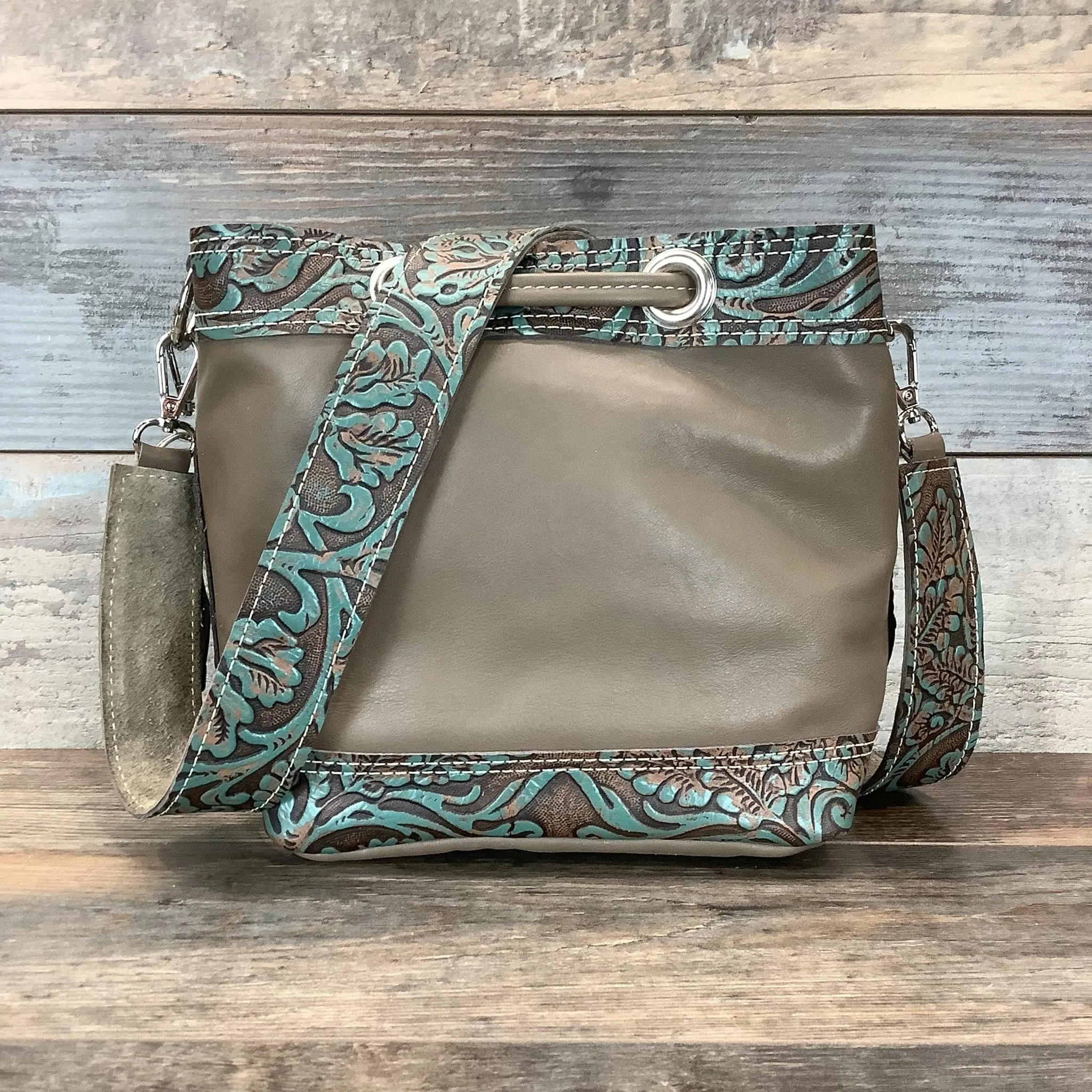 Mini Feed Bucket - #58503