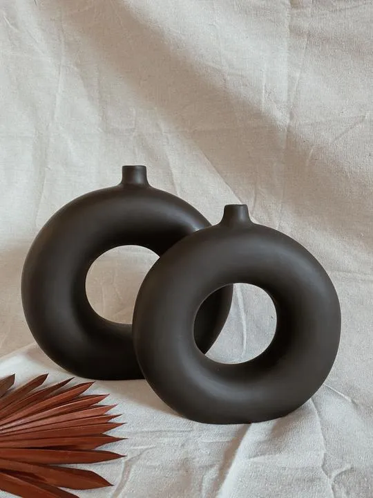 Modern Circular Vase