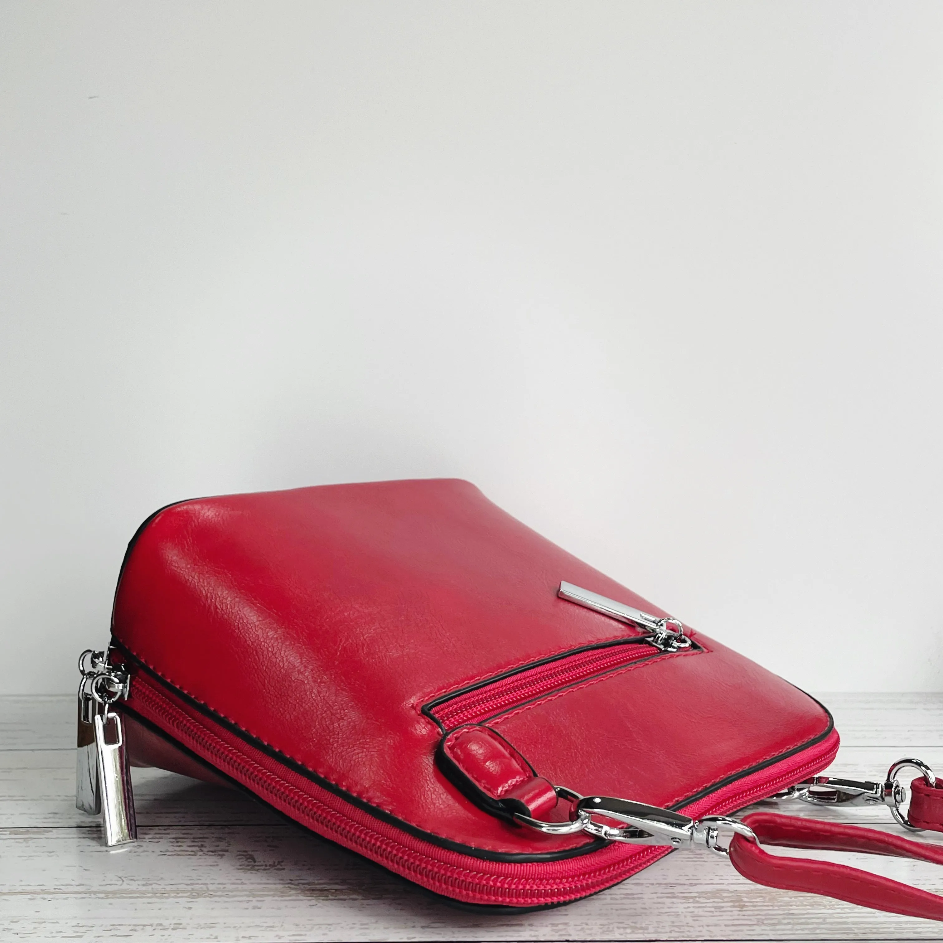 Small Cross Body Bag - Red