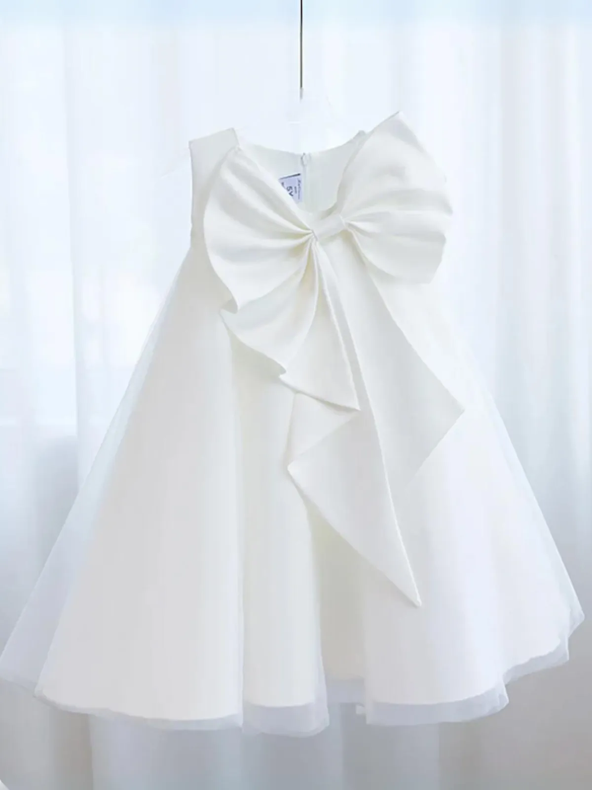 Stunning Beauty Statement Bow Tulle Dress