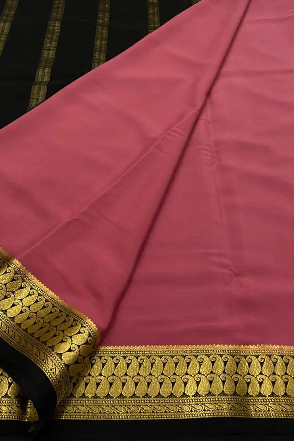 Stunning Pink & Black Crepe Silk Saree - Handloom Mysore