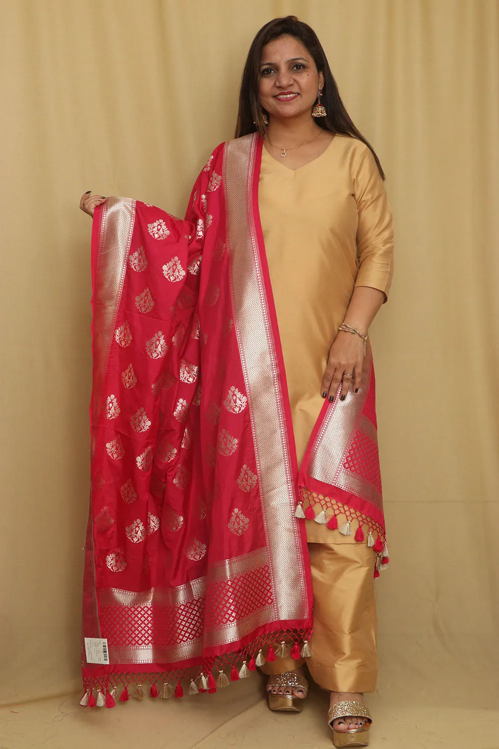 Stunning Pink Banarasi Silk Dupatta - Perfect Accessory