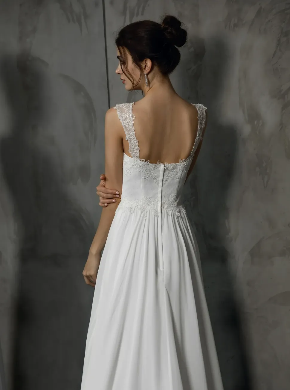 Stunning V Neckline Chiffon Wedding Dress With Beaded Appliques