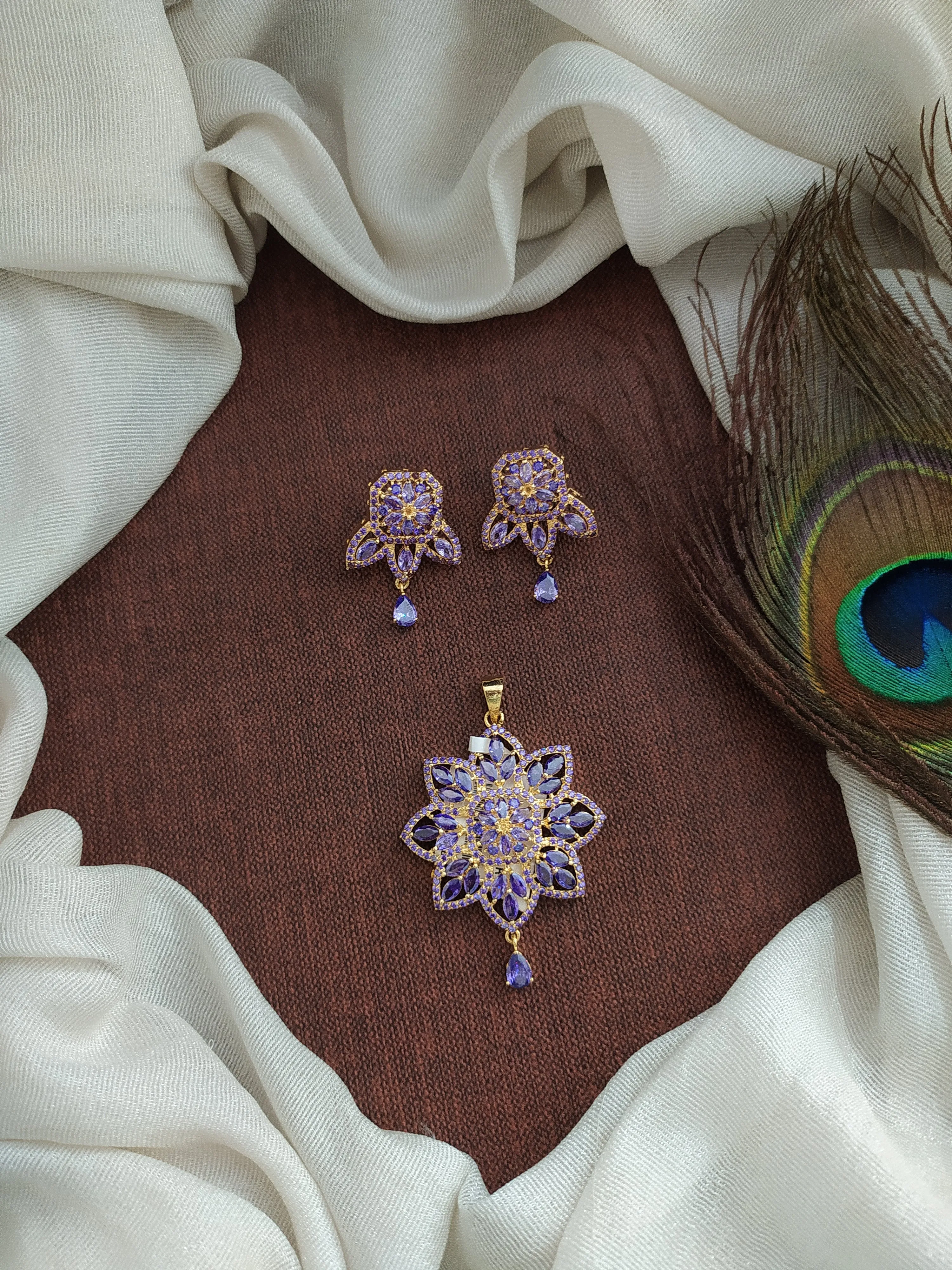 Stunning Zircon Star Design Pendant Set with Matching Accessory