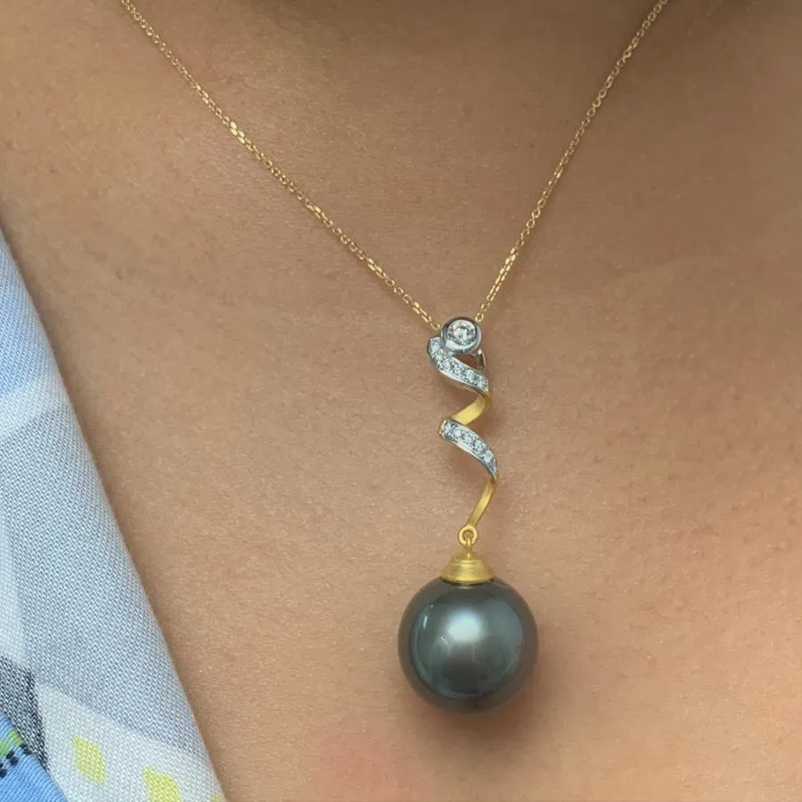 Tahitian Pearl Pendant