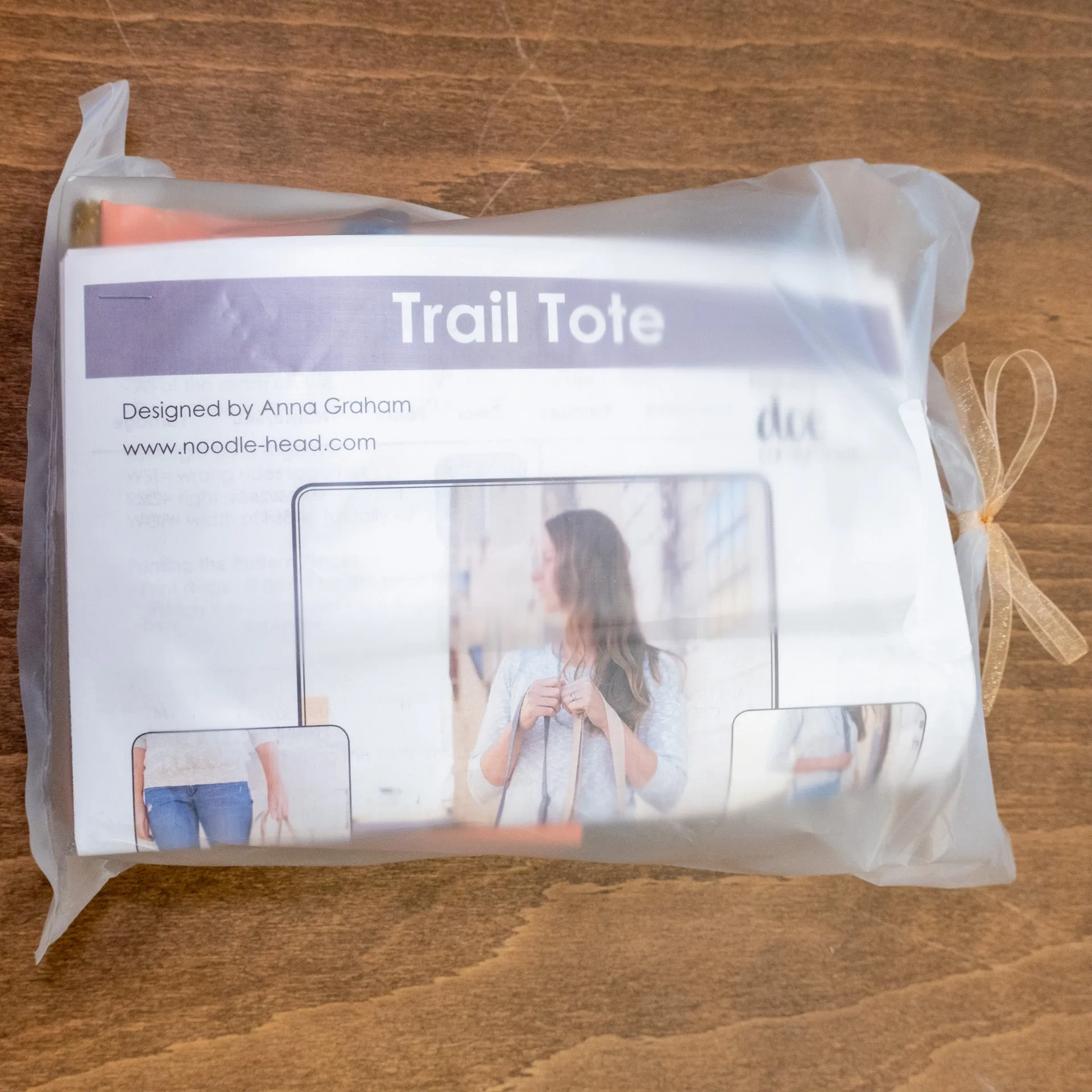 Trail Tote Kit