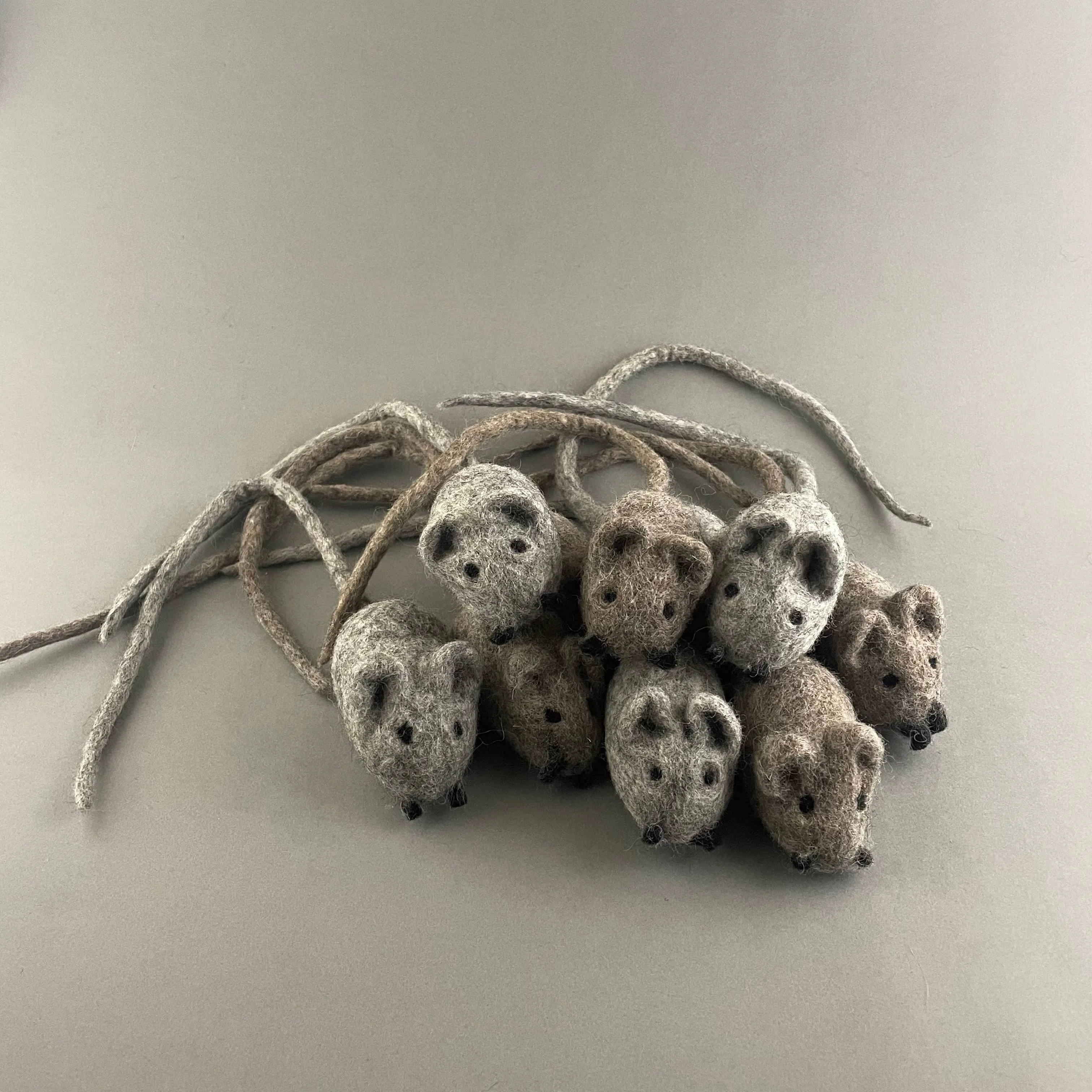 Whisker Whimsy: Handmade Cute Cat Mouse Toy for Your Furry Friend