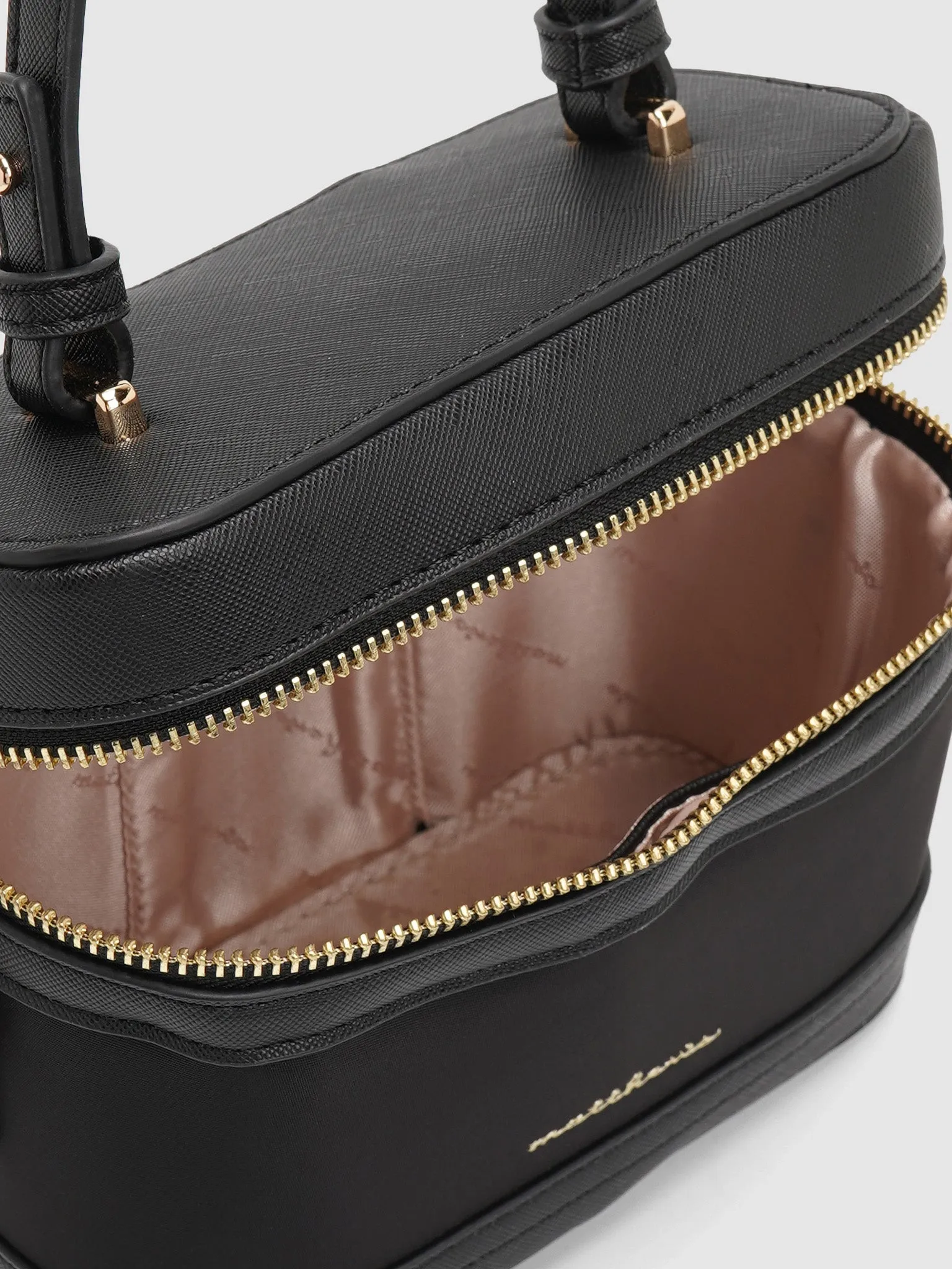 Zia Crossbody Bag